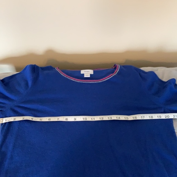 Old Navy Women’s Lightweight Sweater - Picture 14 of 15